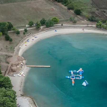 维拉熏衣草公寓