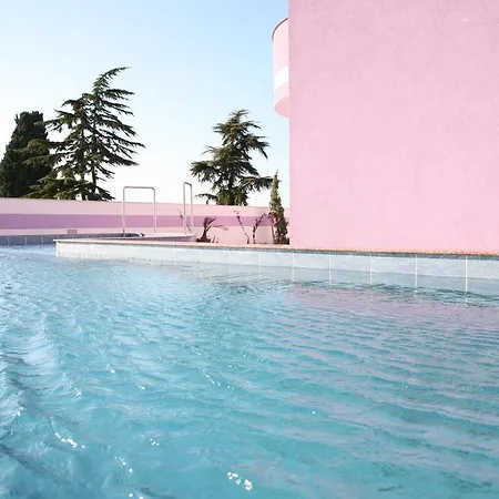 公寓 维拉熏衣草公寓 法扎纳